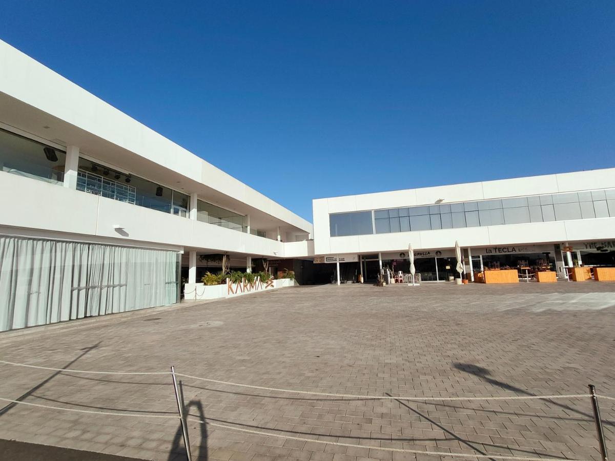 Hotel Lanzarote Pirat à Arrecife  Extérieur photo